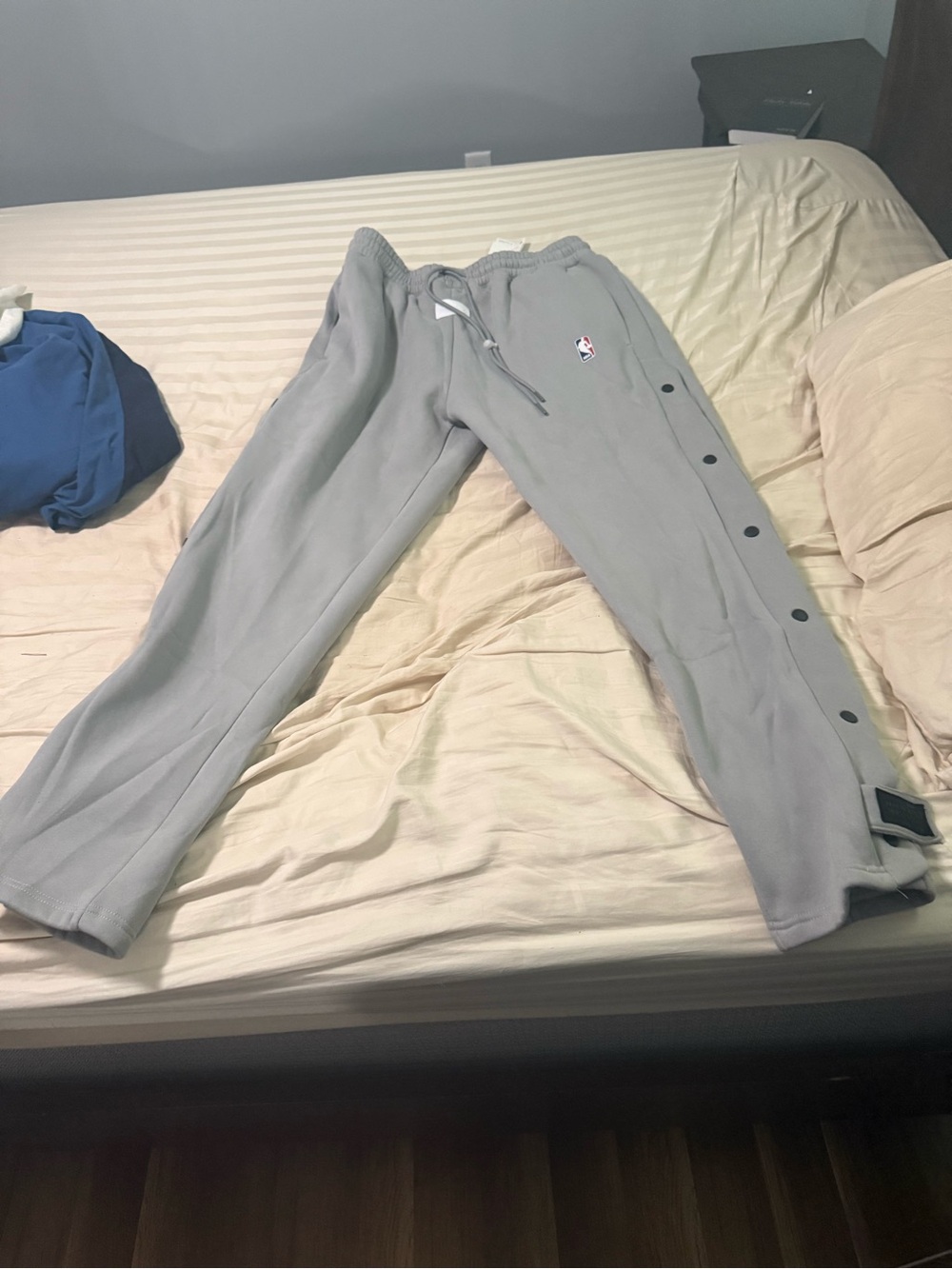 Nike Gray Elastic Waist NBA Logo Sweatpants